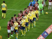 AC Milán vs Lazio Řím - AC Milán vs Lazio Řím - podání rukou