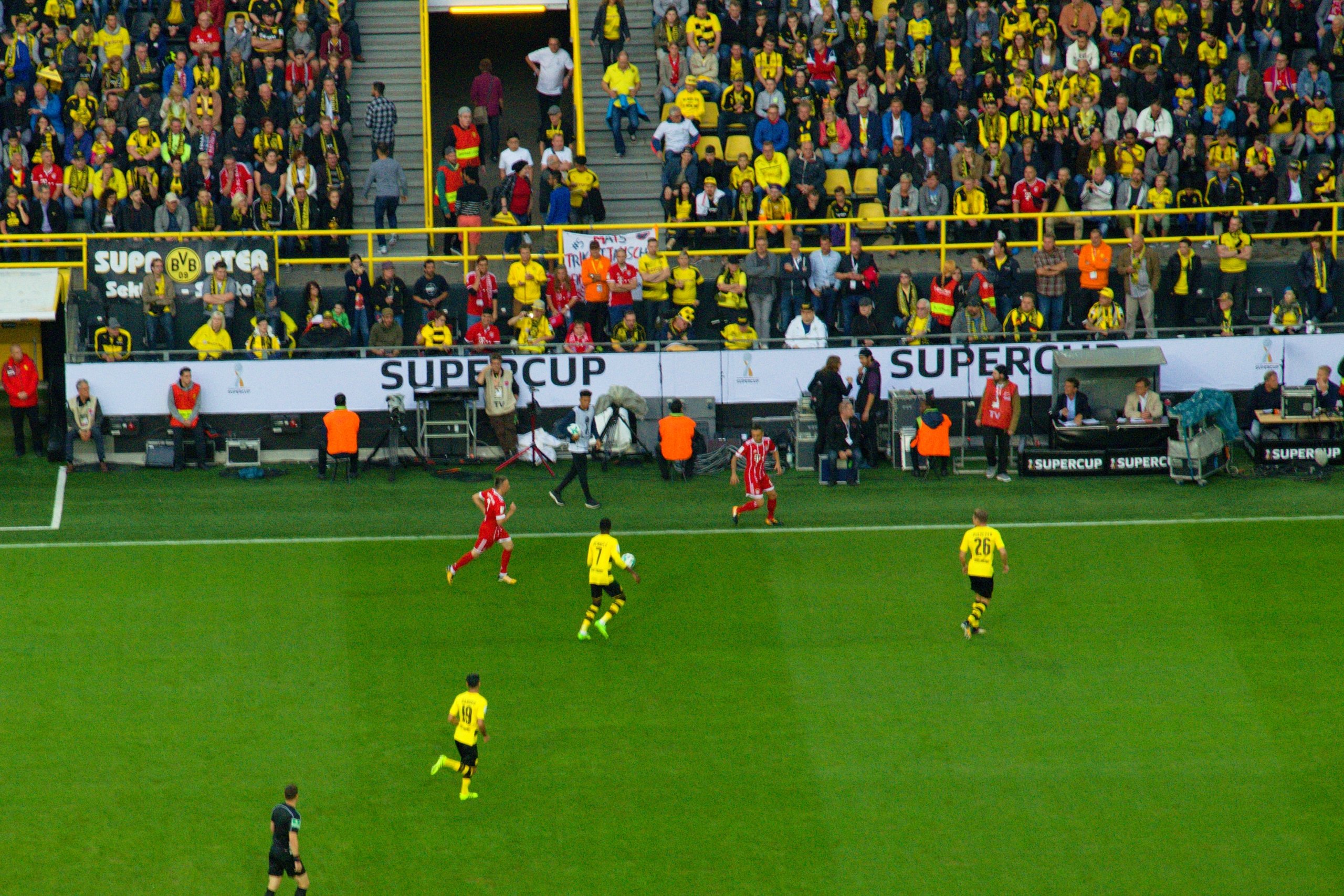 Bor.Dortmund vs Bayern Mnichov - fotogalerie z německého Superpoháru 2017 - Sportsen.cz