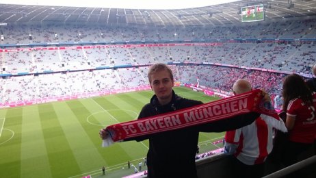 Bayern vs Wolfsburg - parádní fotbal v překrásné Allianz areně