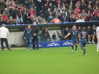 Bayern Mnichov vs Viktoria Plzeň - střídání Götze za Lahma