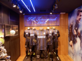 Zájezd AC Milán vs AS Řím - Solo Inter shop