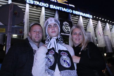 Real vs Barcelona - El Clásico - Rodinná idylka. Polovina fandí Realu a polovina Barceloně!